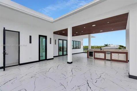 141 Grassy Road Key Largo FL 33037