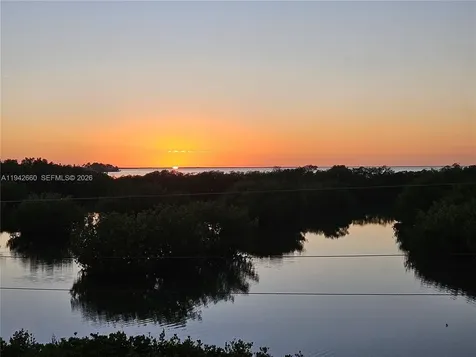 141 Grassy Road Key Largo FL 33037