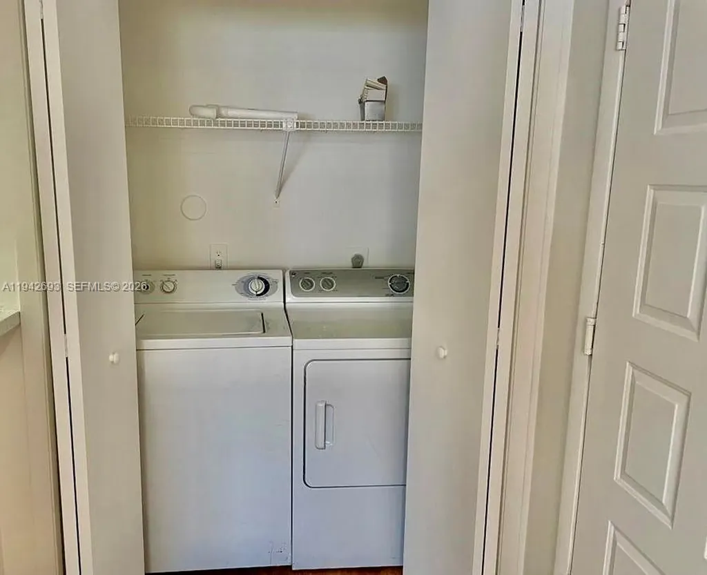 4421 W Mcnab Road Pompano Beach FL 33069
