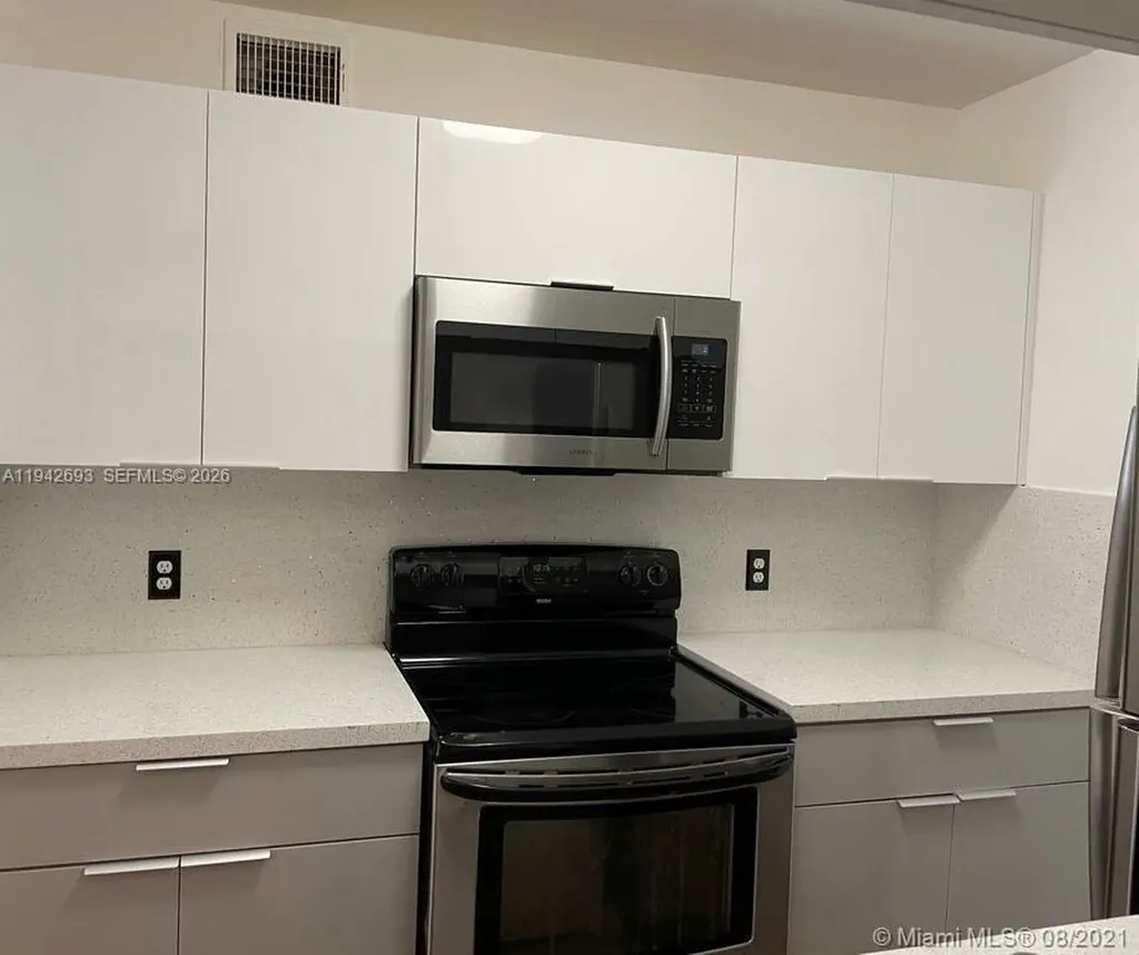 4421 W Mcnab Road Pompano Beach FL 33069
