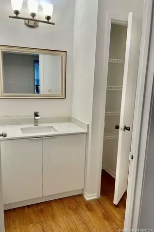 4421 W Mcnab Road Pompano Beach FL 33069