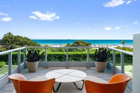 1455 Ocean Drive Miami Beach FL 33139