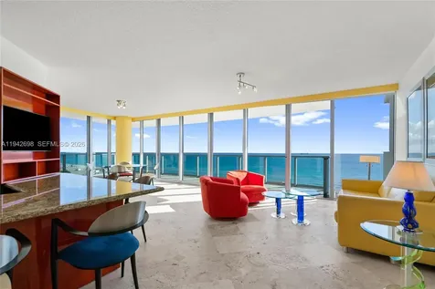 1455 Ocean Drive Miami Beach FL 33139