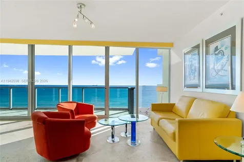 1455 Ocean Drive Miami Beach FL 33139
