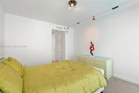 1455 Ocean Drive Miami Beach FL 33139