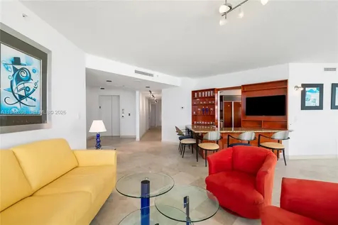 1455 Ocean Drive Miami Beach FL 33139