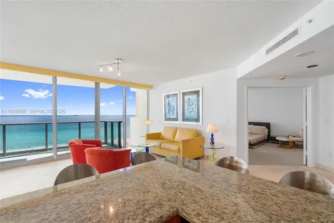 1455 Ocean Drive Miami Beach FL 33139