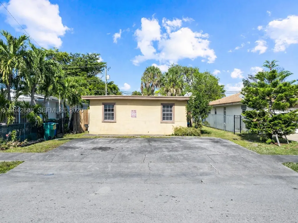 2821 NW 12th Court Fort Lauderdale FL 33311