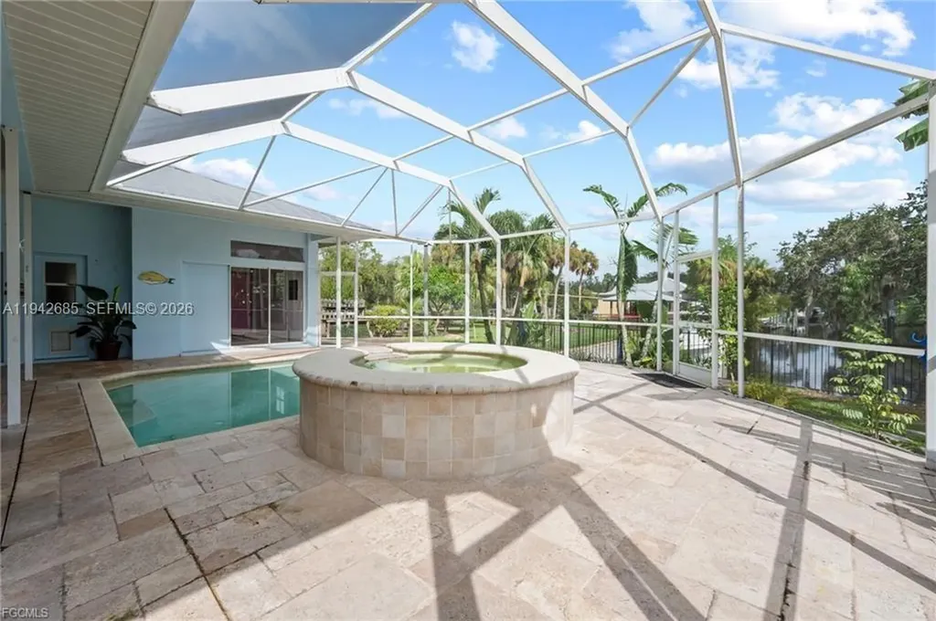 1981 Carbonata Drive Other City - In The State Of Florida FL 33920