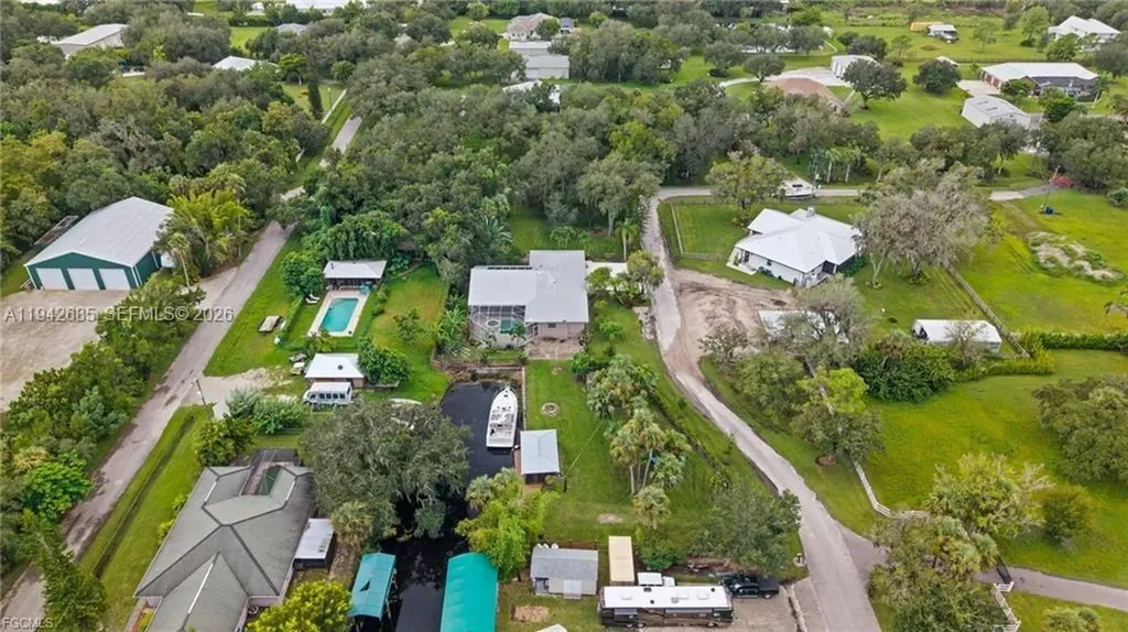 1981 Carbonata Drive Other City - In The State Of Florida FL 33920
