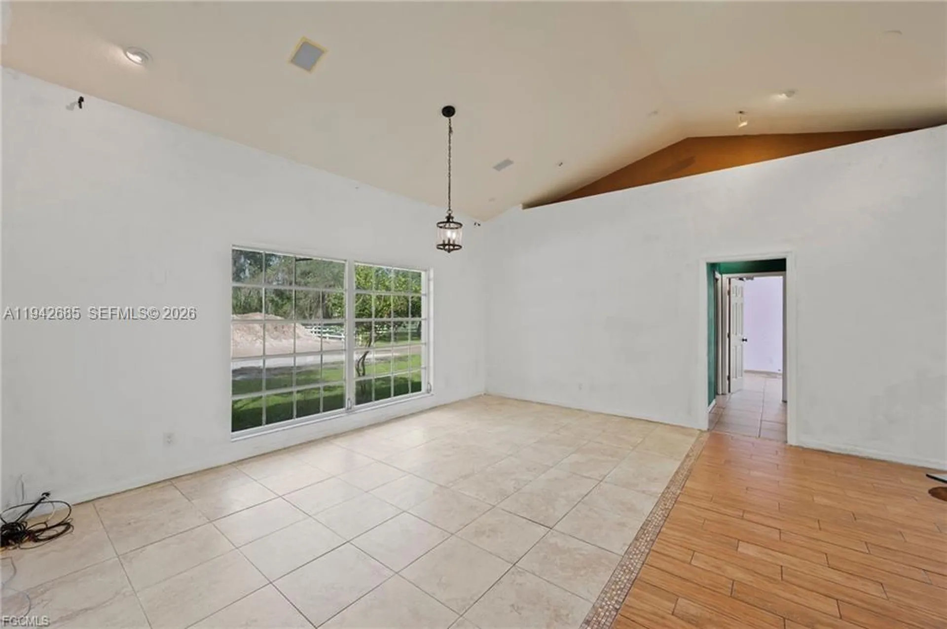 1981 Carbonata Drive Other City - In The State Of Florida FL 33920
