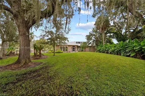 1981 Carbonata Drive Other City - In The State Of Florida FL 33920