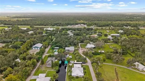 1981 Carbonata Drive Other City - In The State Of Florida FL 33920