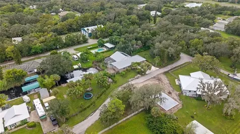 1981 Carbonata Drive Other City - In The State Of Florida FL 33920
