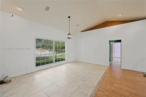1981 Carbonata Drive Other City - In The State Of Florida FL 33920
