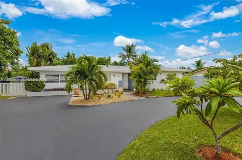 1320 NE 27th Avenue Pompano Beach FL 33062