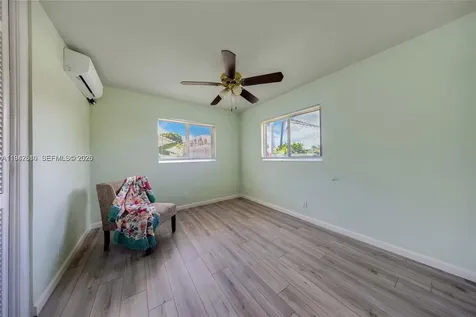 1320 NE 27th Avenue Pompano Beach FL 33062