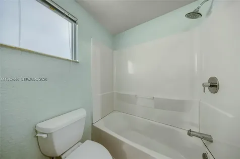 1320 NE 27th Avenue Pompano Beach FL 33062
