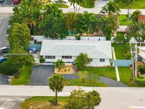 1320 NE 27th Avenue Pompano Beach FL 33062