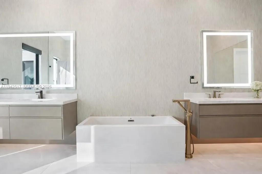 510 NE 4th Lane Boca Raton FL 33432