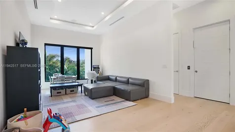 510 NE 4th Lane Boca Raton FL 33432