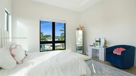 510 NE 4th Lane Boca Raton FL 33432