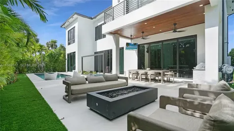 510 NE 4th Lane Boca Raton FL 33432