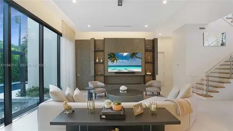 510 NE 4th Lane Boca Raton FL 33432