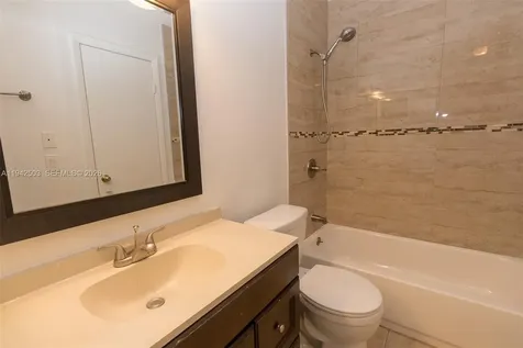 18328 NW 68th Avenue Hialeah FL 33015