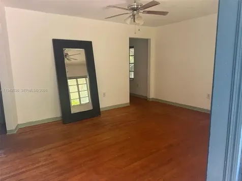 12110 NE 11th Place North Miami FL 33161