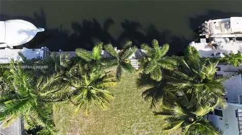 2511 NE 48th Court Lighthouse Point FL 33064