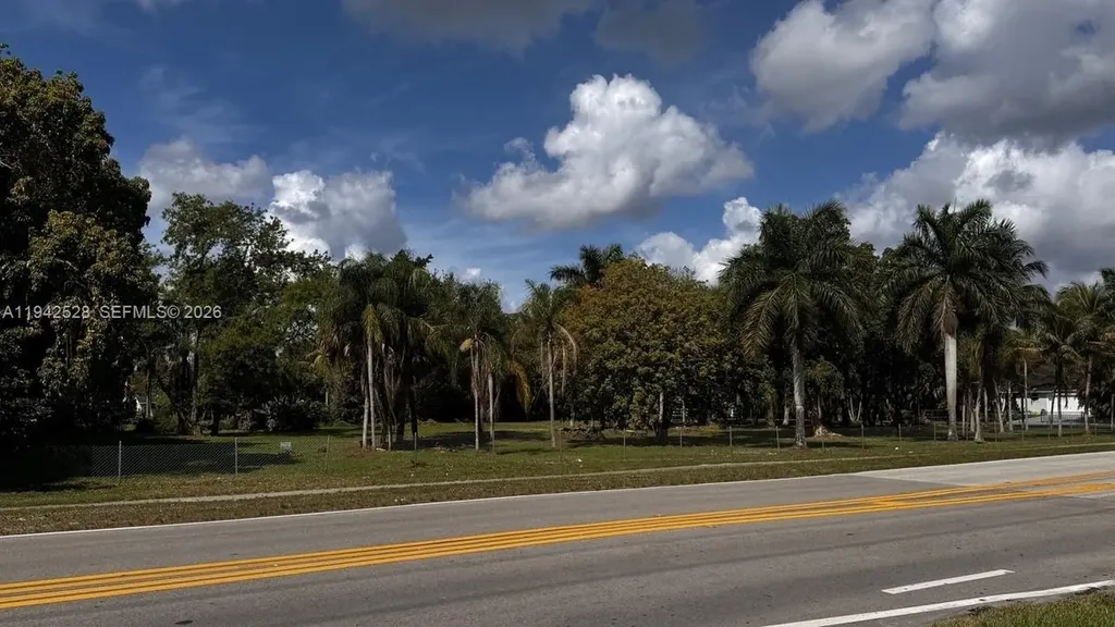 1615 Hiatus Road Davie FL 33325