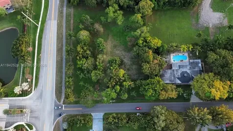1615 Hiatus Road Davie FL 33325