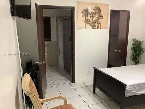 6706 Inwood North Lauderdale FL 33068