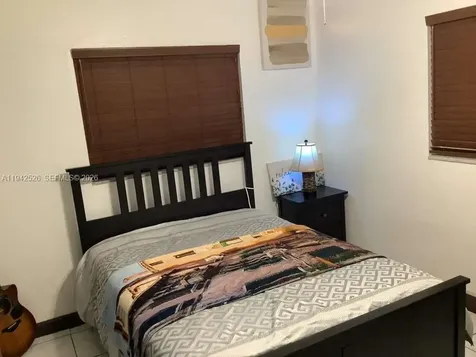 6706 Inwood North Lauderdale FL 33068