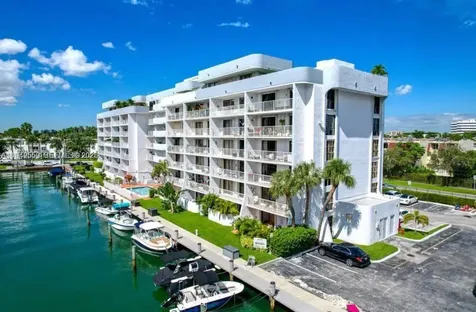 1650 NE 115th Street Miami FL 33181