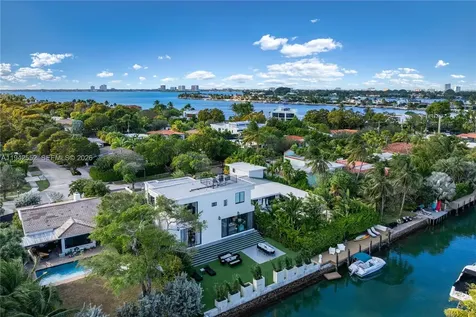 8005 Noremac Avenue Miami Beach FL 33141