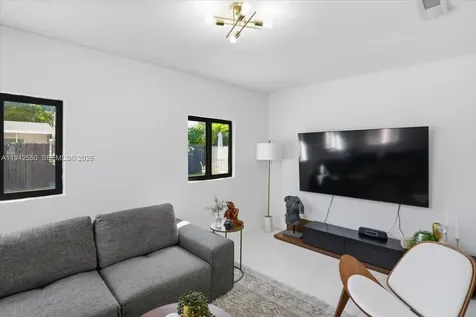 3958 NW 19th Avenue Oakland Park FL 33309