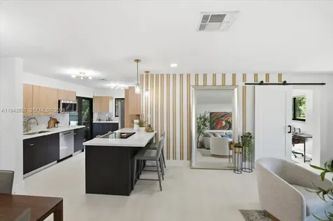 3958 NW 19th Avenue Oakland Park FL 33309