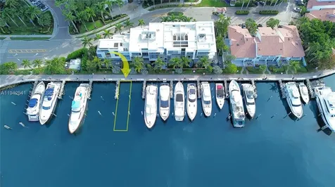 3601 NE 207th Street #E62 Aventura FL 33180