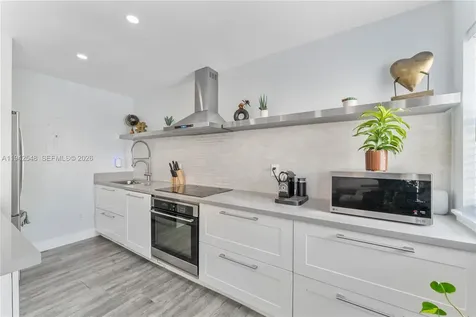 1308 SW Drexel Avenue Miami Beach FL 33139