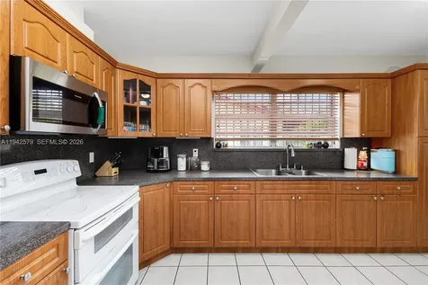 2818 SW 2nd Street Miami FL 33135