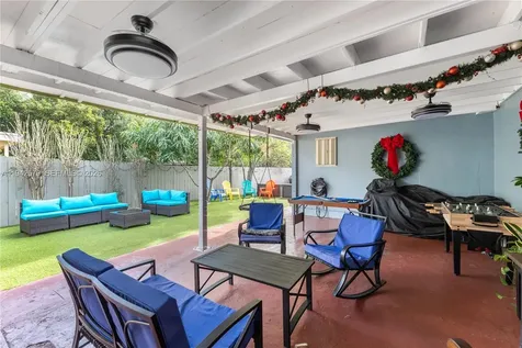 2818 SW 2nd Street Miami FL 33135