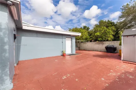 2818 SW 2nd Street Miami FL 33135