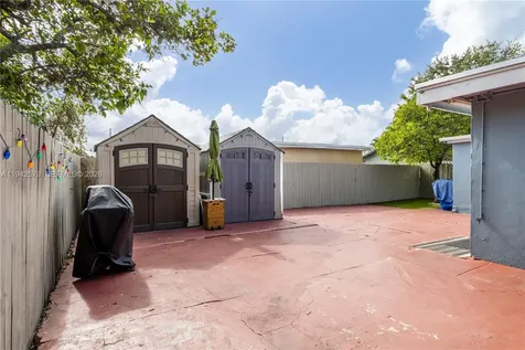 2818 SW 2nd Street Miami FL 33135