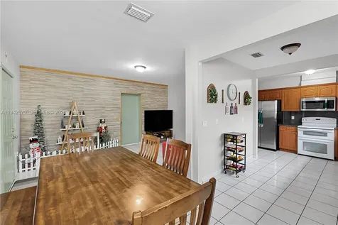 2818 SW 2nd Street Miami FL 33135