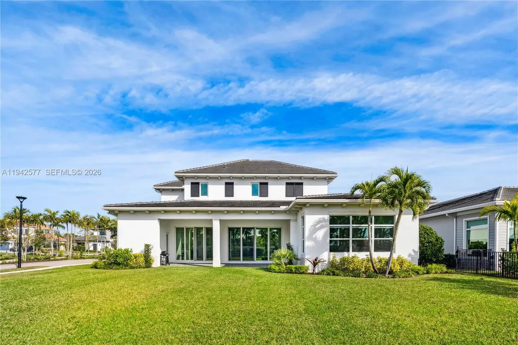 9281 Coral Isles Circle Palm Beach Gardens FL 33412