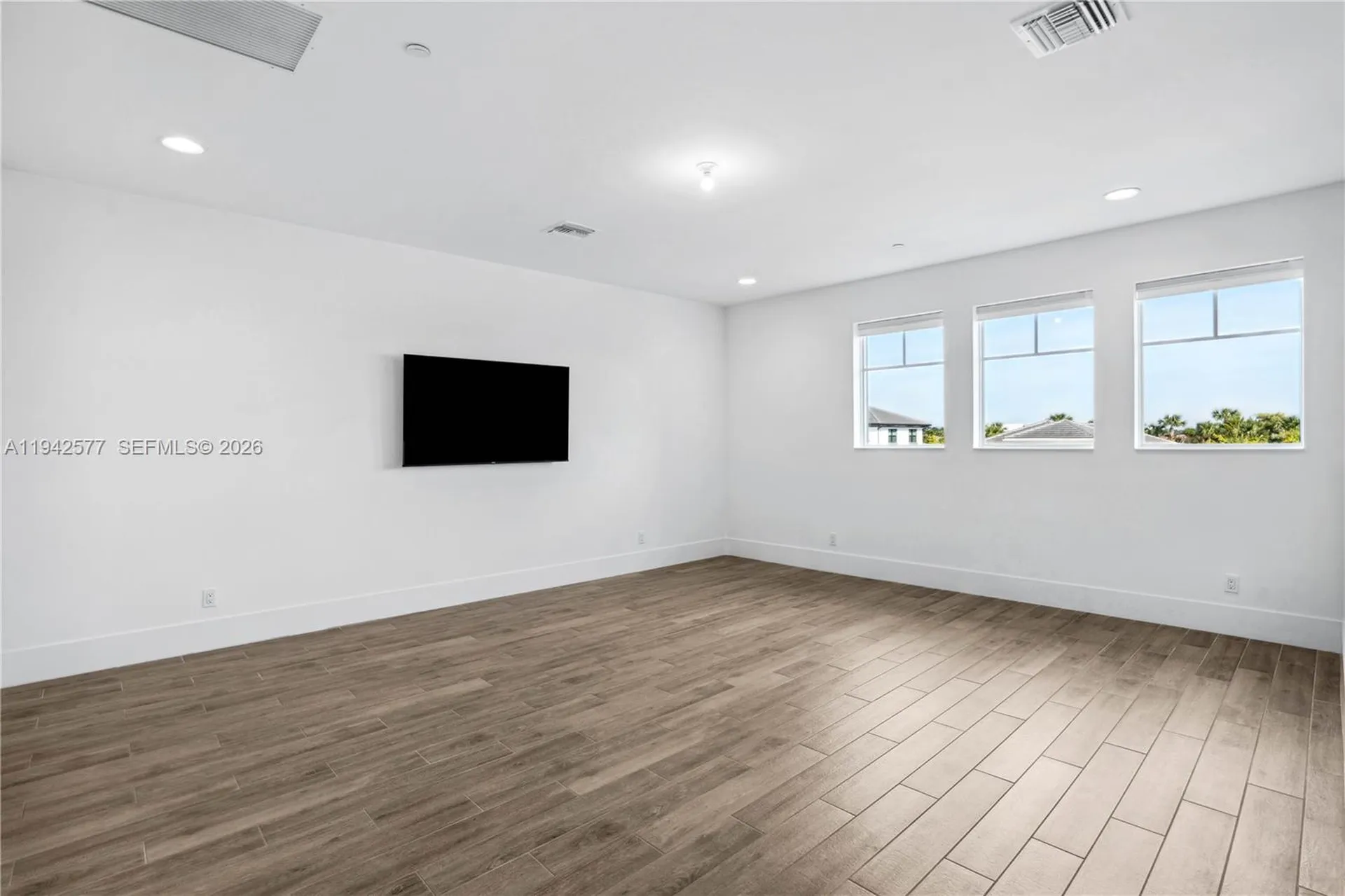 9281 Coral Isles Circle Palm Beach Gardens FL 33412