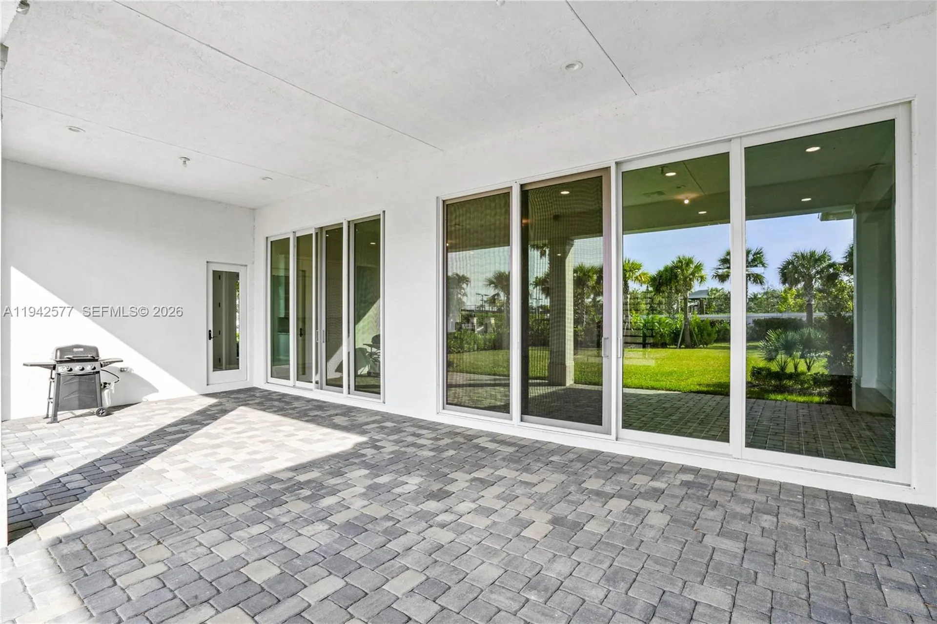 9281 Coral Isles Circle Palm Beach Gardens FL 33412