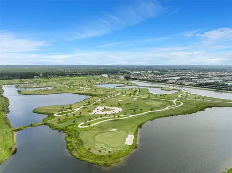 9281 Coral Isles Circle Palm Beach Gardens FL 33412